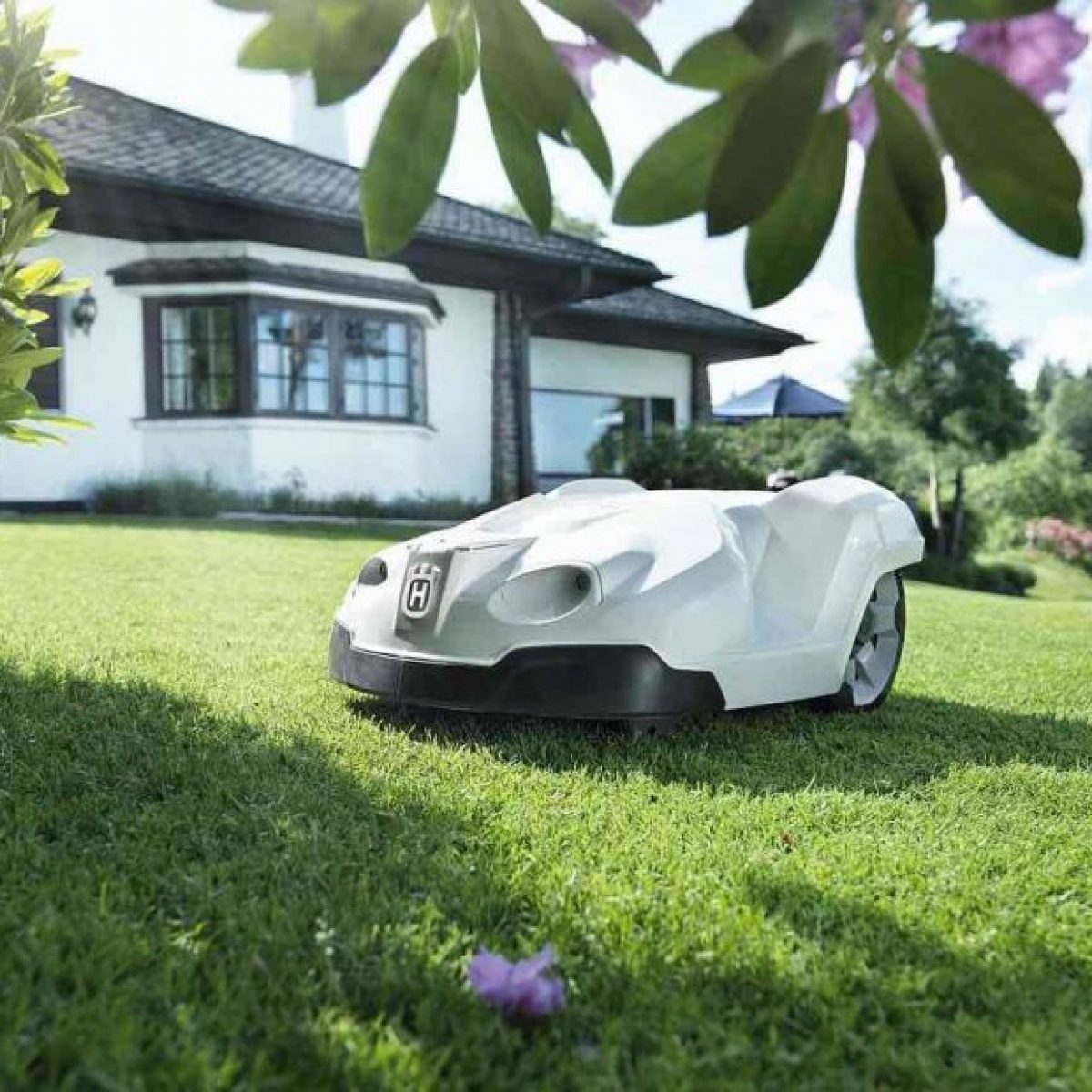 robot-tondeuse-husqvarna-jardin robot-tondeuse-husqvarna-jardin